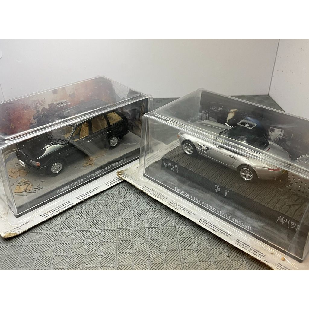 [สต๊อกพร้อม] 1/43 UH/IXO Land Rover Range Rover & BMW Z8 Car Model 007 Car Model < Tomorrow Empire >
