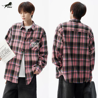 DAW เสื้อเชิ้ตลายตาราง มีกระเป๋า กระดุมแถวเดียว เสื้อเชิ้ตแขนยาว มีหลายสีให้เลือก ไม่เป็นขุยง่าย ไม่ยับง่าย unisex