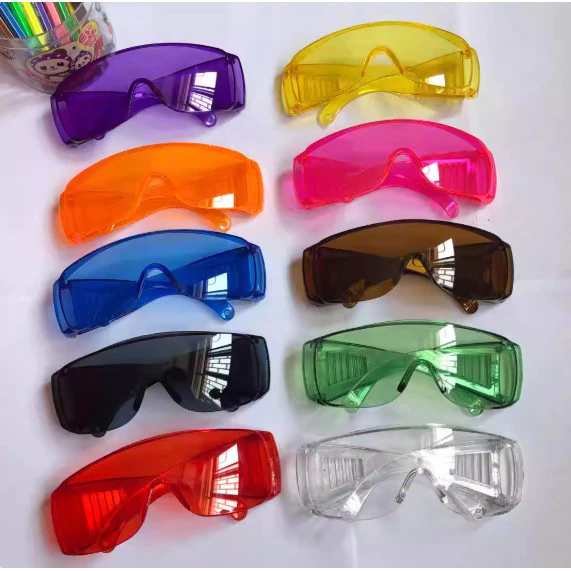 COD แว่นกันน้ำ สงกรานต์ แว่นเล่นน้ำ กันน้ำเข้าตา สีสดใส ราคาถูก พร้อมส่ง กันฝุ่น สีสดใส แฟชั่น เล่นน้ำกลางแจ้ง ใส่สบาย