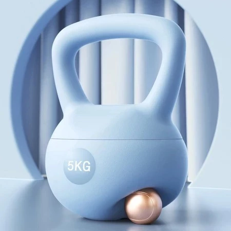 Kettlebell เคตเทิลเบลล์นุ่ม PVC 2.5/4/6/8 กก. ลูกตุ้มยกน้ำหนัก Dumbbell ชายหญิง thumbnail 9