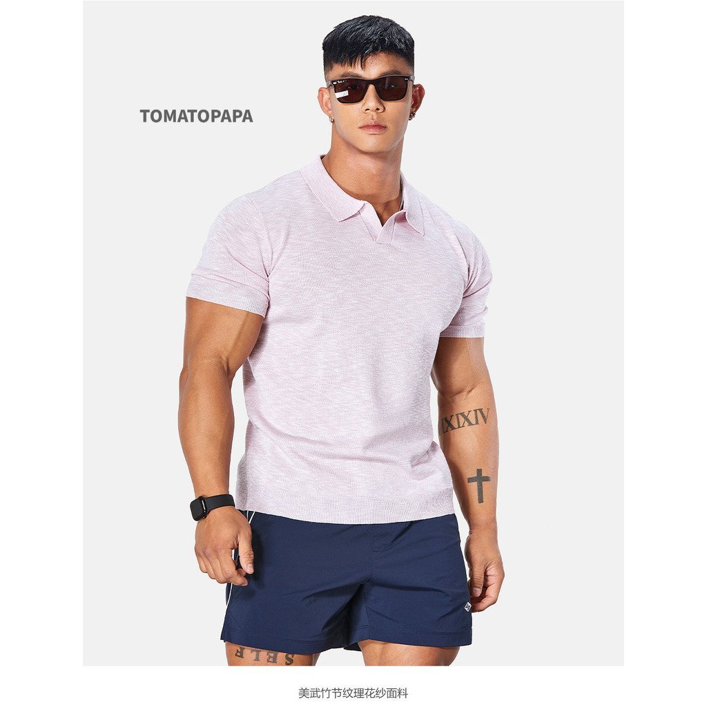 เสื้อโปโล TOMATOPAPA สำหรับผู้ชาย ออกแบบเรียบหรู สวมใส่ง่าย สไตล์สมาร์ท Casual ทำจากวัสดุยืดหยุ่นและระบายอากาศได้ดี เหมาะสำหรับการออกกำลังกาย