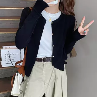 Chili Koko ฤดูใบไม้ร่วงใหม่สไตล์ถัก เสื้อคลุมคาร์ดิแกนทรงคอกลมแต่งกระดุมทองแขนยาว มี 8 สี 88010