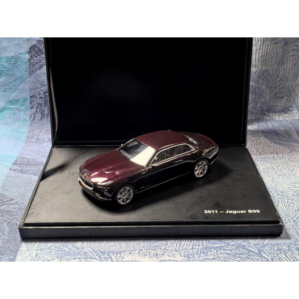 1/43 Bertone Jaguar B99 Concept 2011 Car Model La Miniminiera OEM Jaguar Concept Car Model "99" Mean