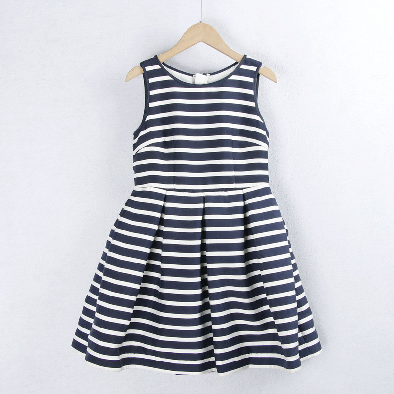 1323 ลายกระโปรงฤดูร้อนรอบคอ ผอมลง ดู ทั้งหมด-จับคู่ ซิปจีบอารมณ์แขนกุดกระโปรงพัฟ