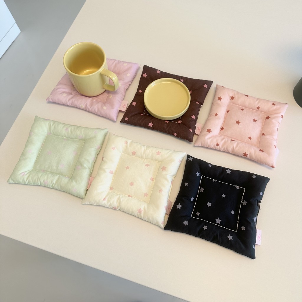 Ins โฮมเมดสีสัน Star Quilted Coaster หลากสี Photo Props แผ่นฉนวนกันความร้อนสี่เหลี่ยมเดสก์ท็อปตกแต่ง