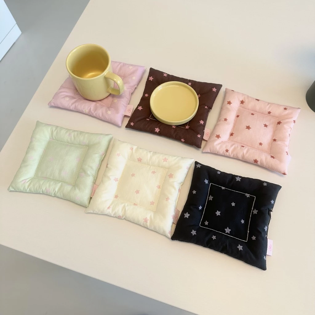 Ins โฮมเมดสีสัน Star Quilted Coaster หลากสี Photo Props แผ่นฉนวนกันความร้อนสี่เหลี่ยมเดสก์ท็อปตกแต่ง