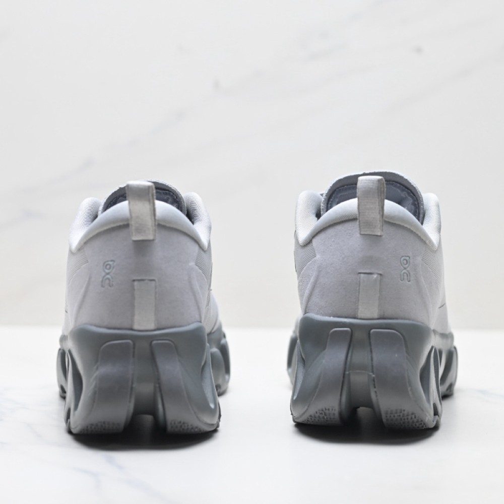 On Running x Kith K-Tech 1 รองเท้าวิ่งสําหรับผู้ชายและผู้หญิงรองเท้าผ้าใบ Unisex Couple Life รองเท้าลําลอง ZVCW NHZB ราคา ถูกที่สุด ดีลบีเคเค แกลเลอรีภาพที่ 6