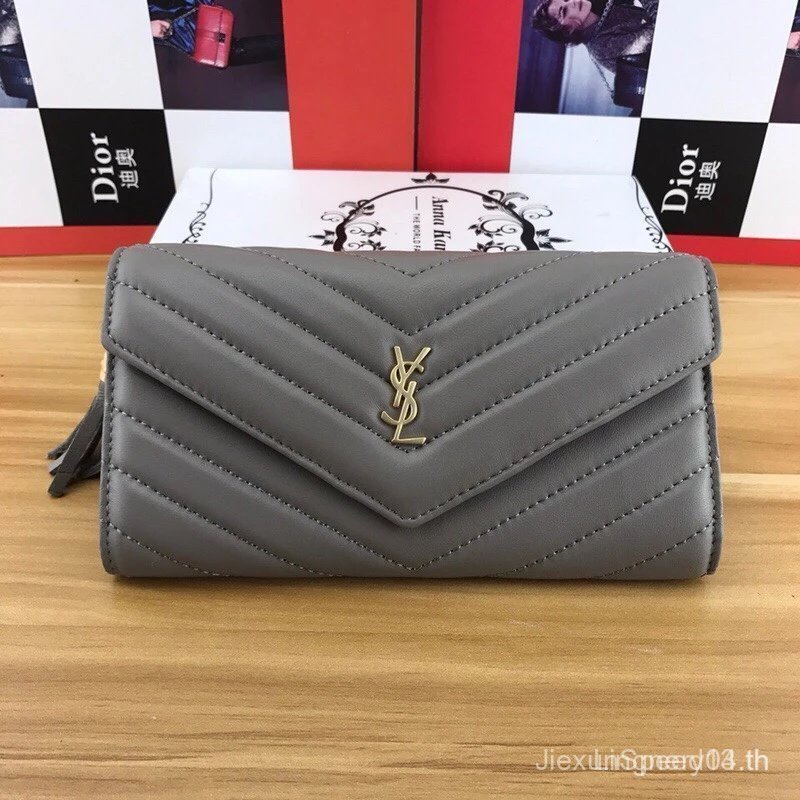 Saint Laurent Paris Brand: Saint Laurent Model: 8823 Style: Women-YSL