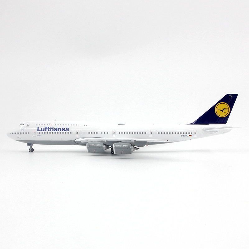 [เครื่องบินรุ่น 1/400] Phoenix 04529 Hesa Airlines Boeing B747-8i D-ABYU Alloy