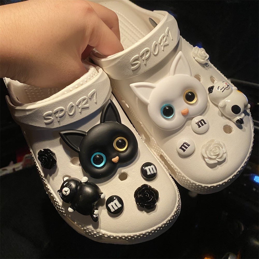 jibbitz crocs jibbitz สีดําแมวหลุมรองเท้าอุปกรณ์เสริมทําเองรองเท้าหัวเข็มขัดอุปกรณ์ตกแต่งที่ไม่ซ้ําก