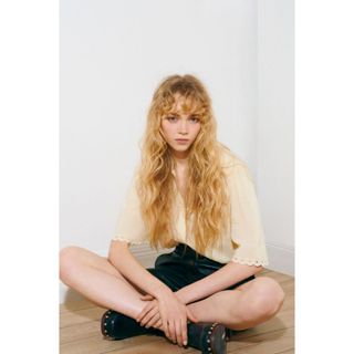 H&M(เอชแอนด์เอ็ม) เสื้อเบลาส์ผ้าฝ้ายผสม Women Cotton-blend b…