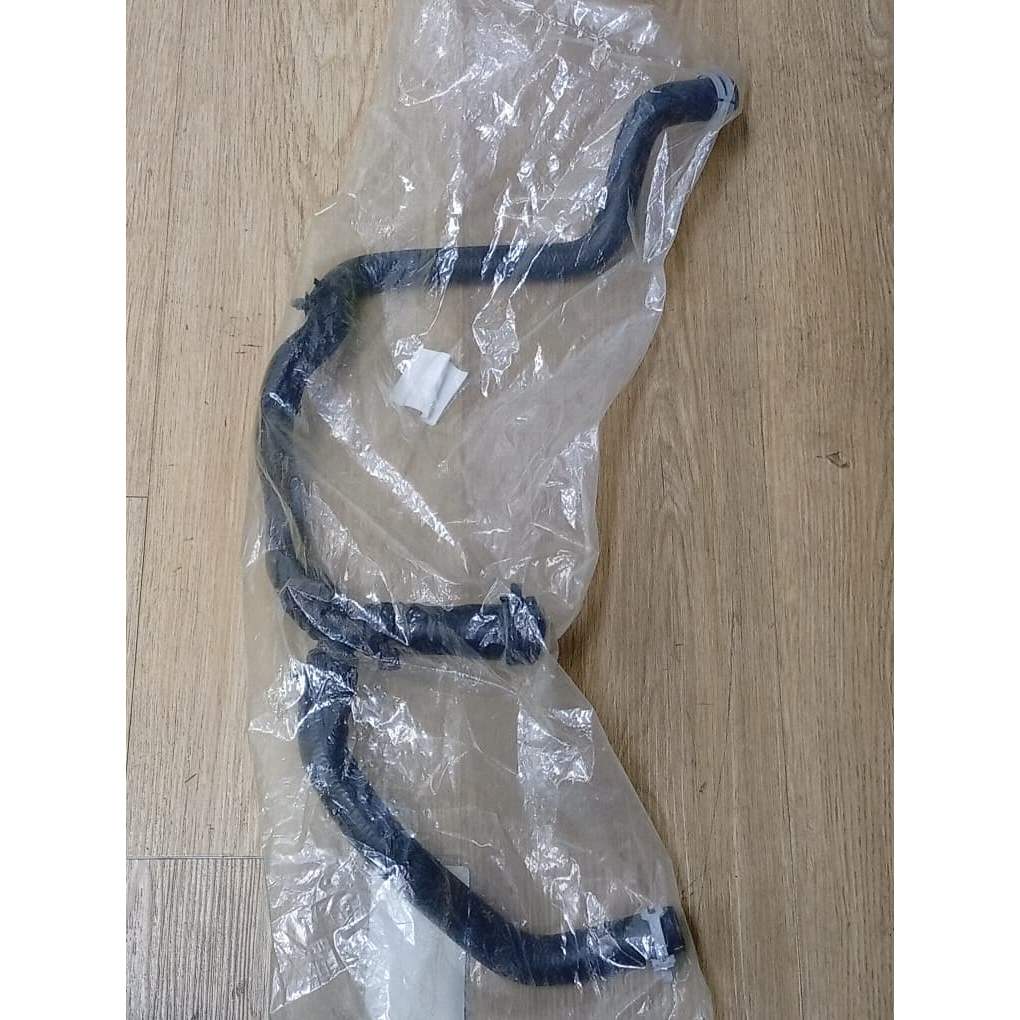 BY-PASS HOSE (3WAY) S/TANK TO OIL COOLER & T/CAP > FORD FIESTA > DN32-15-384B-FC >