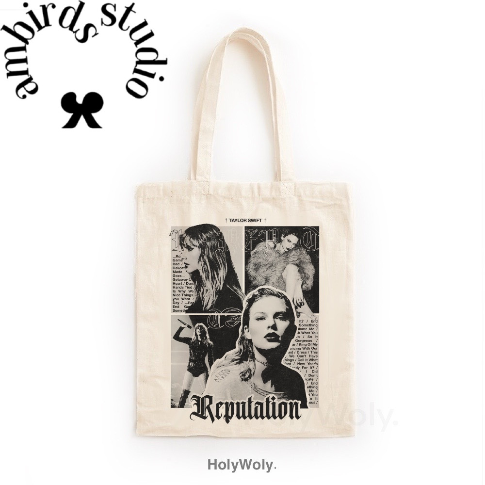 กระเป๋าผ้าใบ Holywolly Totebag Canvas Taylor Swift Motif (Unisex) ราคา ถูกที่สุด ดีลบีเคเค
