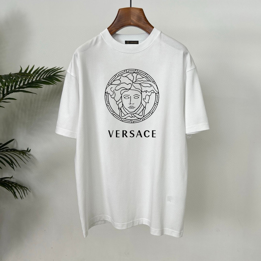 เสื้อยืดVERSACE-inspired สไตล์Punk สำหรับทั้งผู้ชายและผู้หญิง