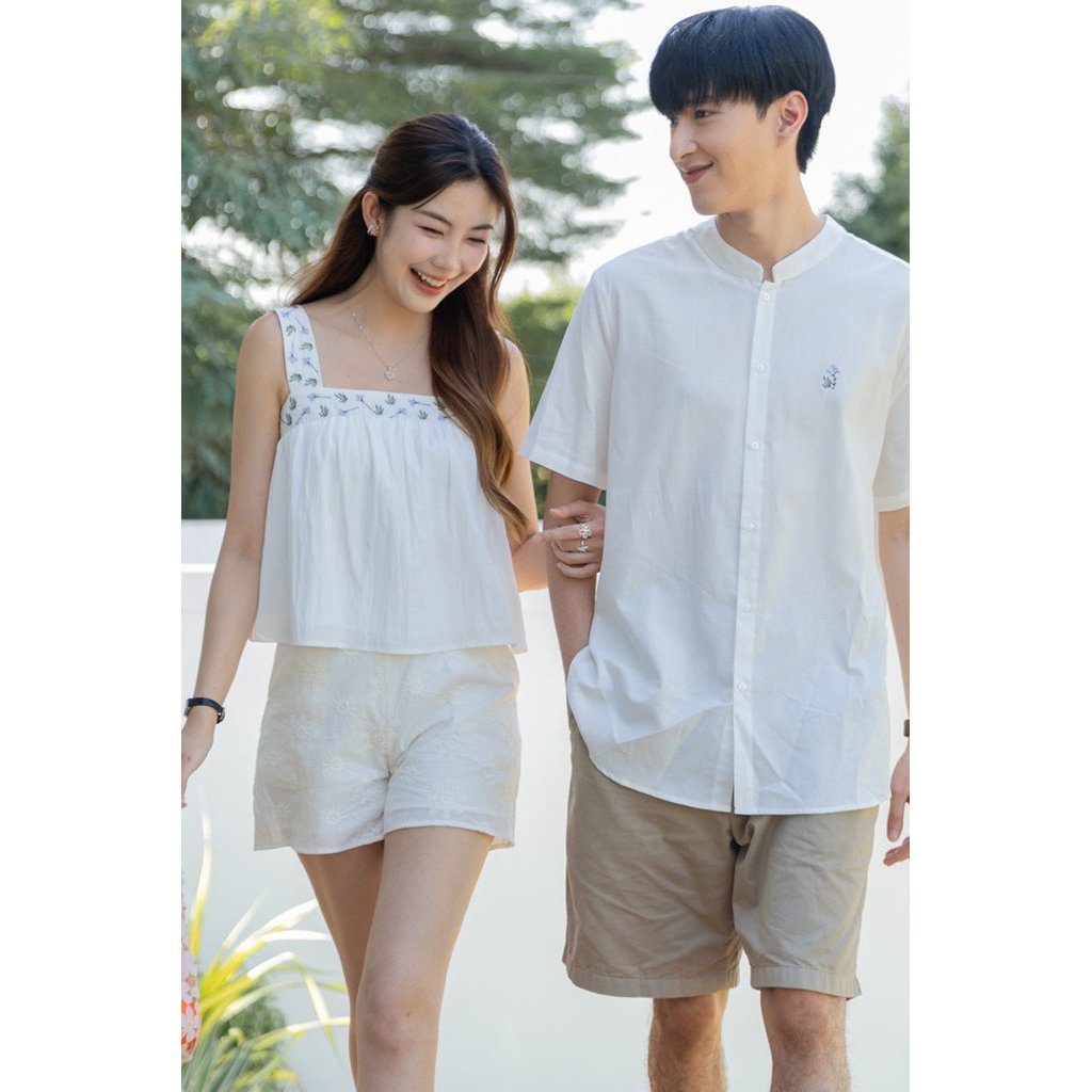 *BACK ACW เย็บปักถักร้อยสายรัดเสื้อคอสี่เหลี่ยมสีขาว