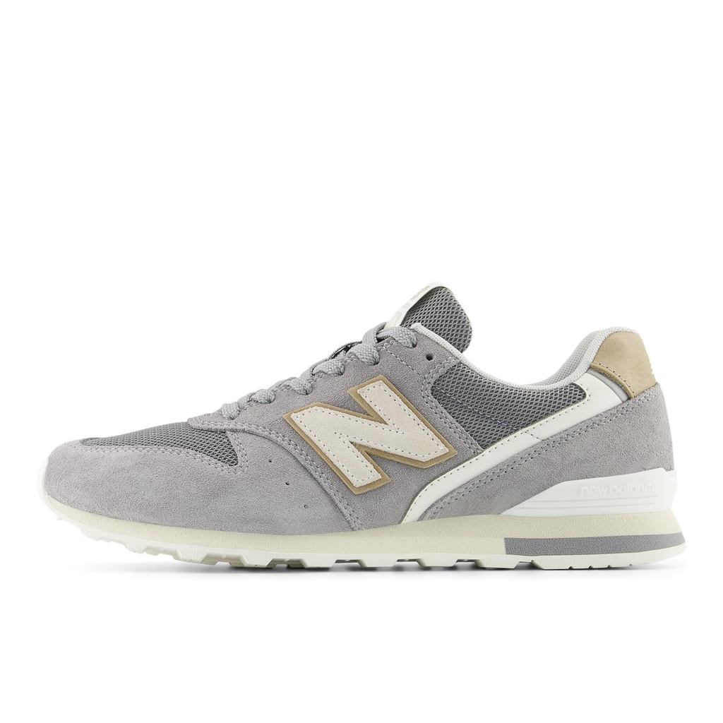 WL996EL2 D 240 Model Shoes