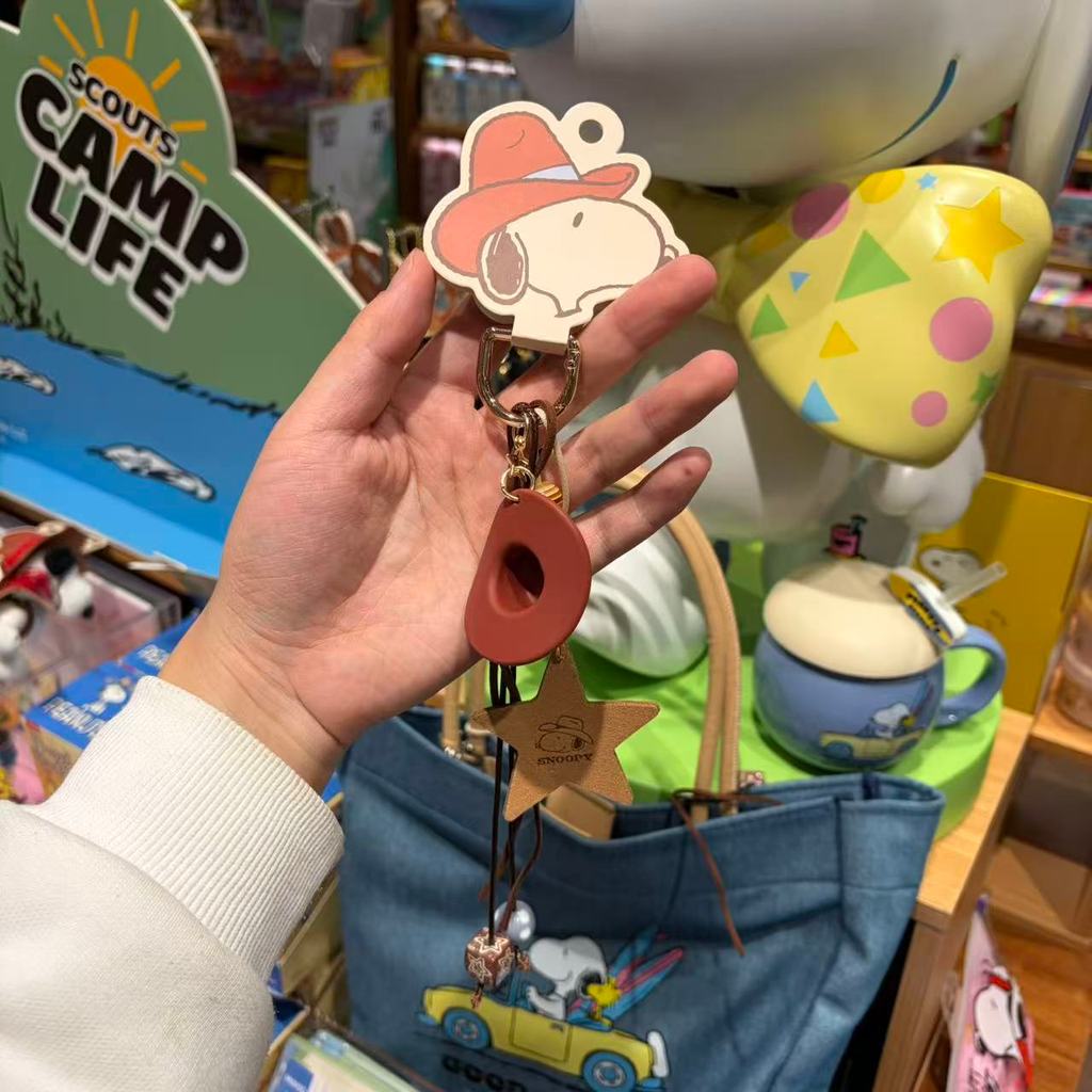 MINISO MINISO MINISO จี้ผ้ากํามะหยี่ Snoopy Western Denim Series