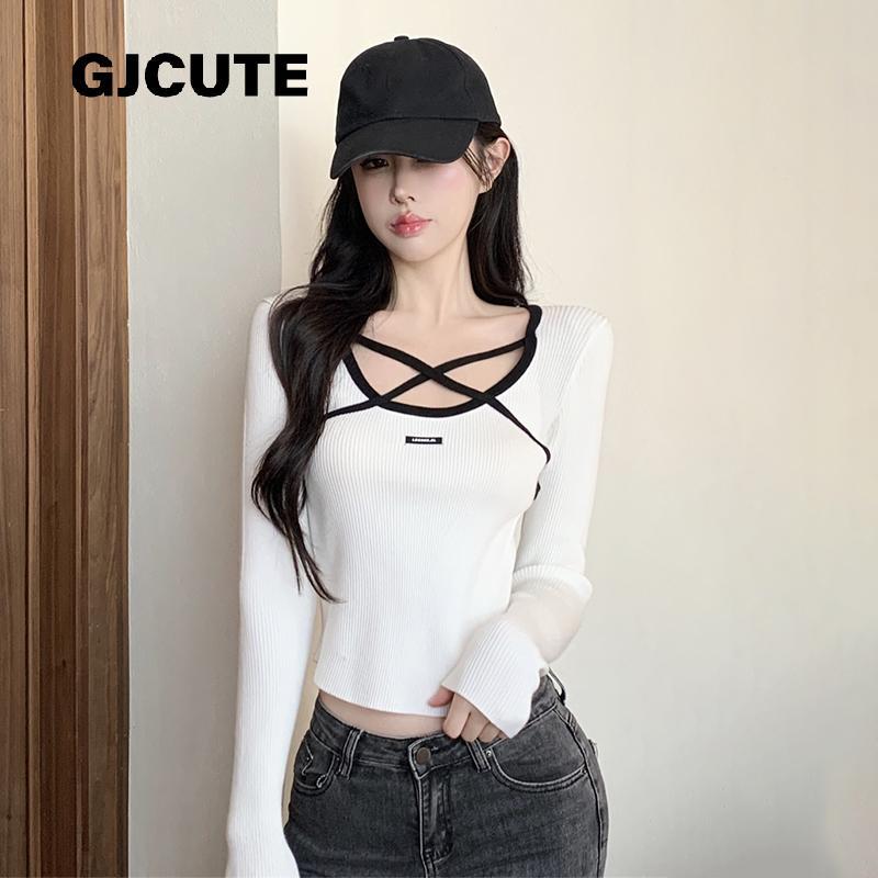 GJCUTE 2025 ฤดูใบไม้ร่วงและฤดูหนาวใหม่เสื้อกันหนาวแขนยาวถักเสื้อสเวตเตอร์ถักผู้หญิง Niche Bottoming 