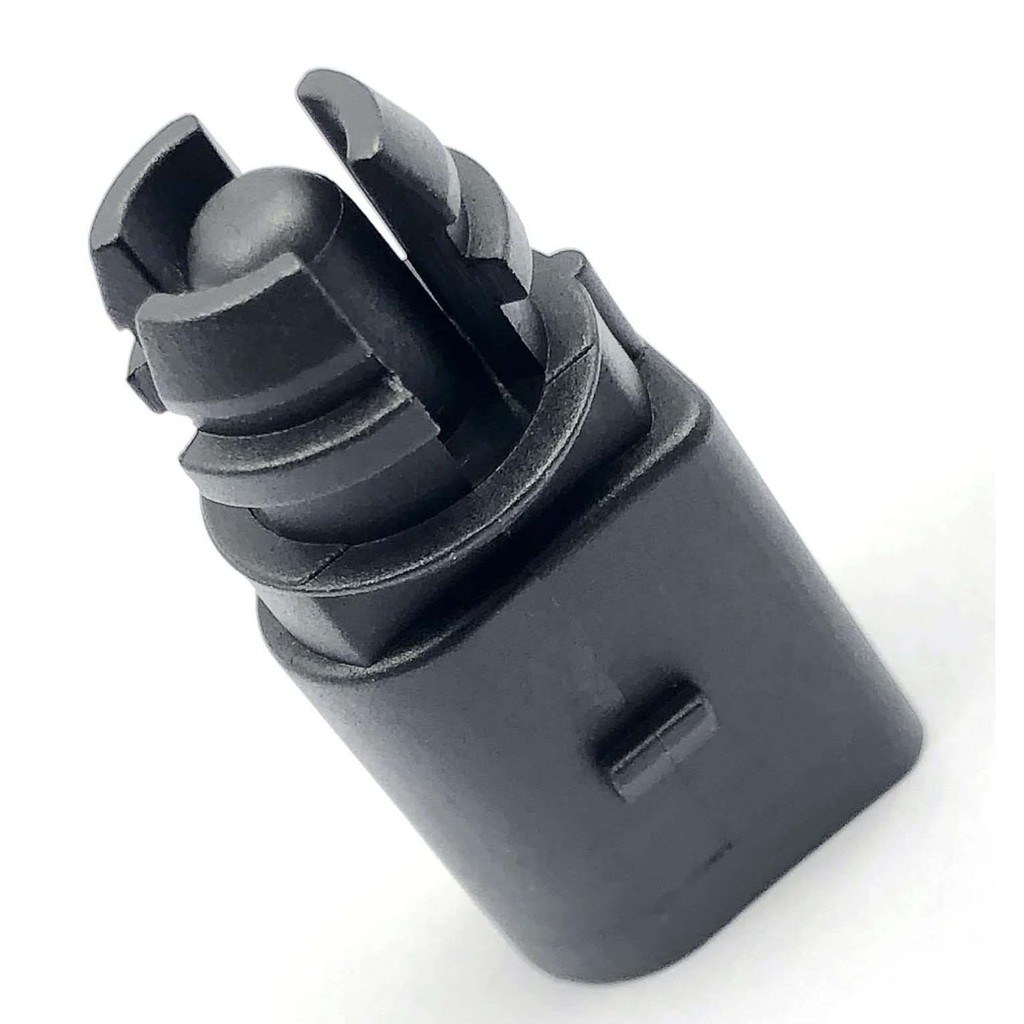 เหมาะสําหรับ Volkswagen Passat Audi A3 A4 A5 เซ็นเซอร์อุณหภูมิกลางแจ้ง 8Z0820535 6R0820535