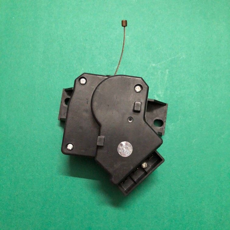 เหมาะสําหรับมอเตอร์ระบายน้ําเครื่องซักผ้าอัตโนมัติ Haier XPQ-6A รถแทรกเตอร์00330504068บี