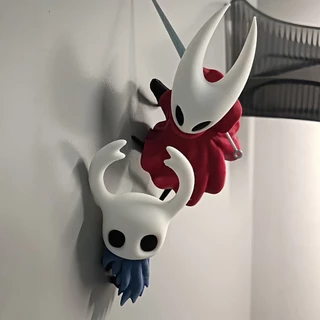 💥 จัดส่งจากประเทศไทย 💥The Hollow Knight Hornet คอสเพลย์แม่เหล็กตู้เย็น Silksong อะนิเมะรูป COD สต็อกรูปตุ๊กตาของเล่นสําหรับของขวัญเด็กคอลเลกชันเครื่องประดับรถบ้านเค้กตกแต่ง
