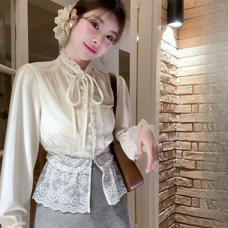 French Base Lace Stitching Chic Shirt Palace Design Shirt Bubble Flared Top Off-the-Shoulder