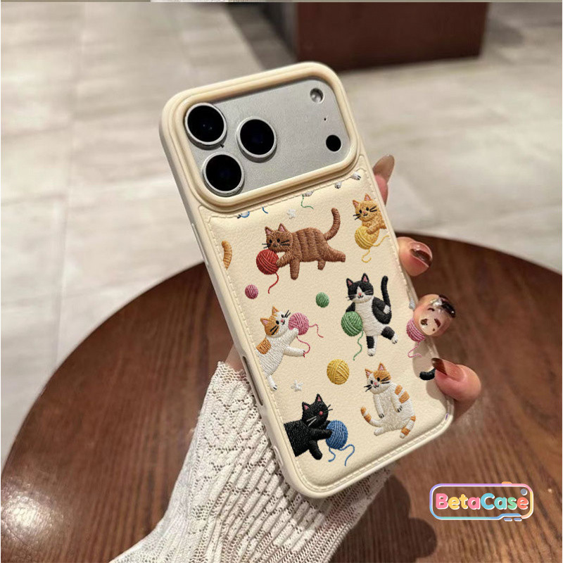 เคสไอโฟน เคสโทรศัพท์ ลายแมวเล่นไหมพรมน่ารัก เคสนิ่ม สำหรับ iPhone 17 16 15 14 13 12 11 Pro Max Plus