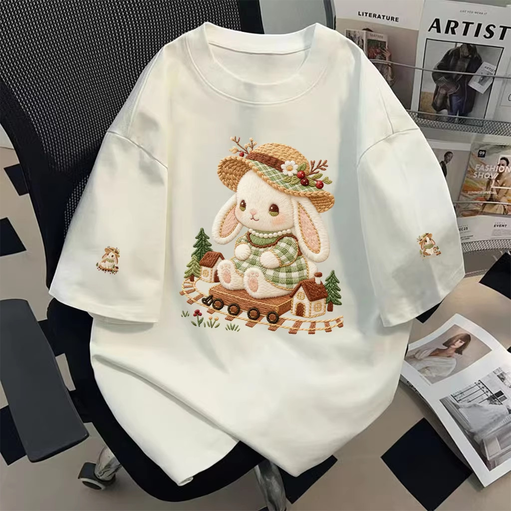 Basi💥เสื้อแฟชั่น เสื้อยืด oversize ผ้าฝ้าย100% แนวสตรีท ไม่ต้องรีดผ้า สวมใส่สบาย ผ้านิ่ม  ลาย  "ATTIBABE"