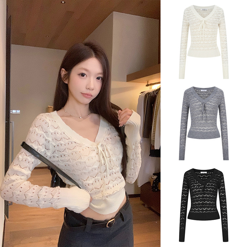<Moses Queen> เสื้อสเวตเตอร์ถักลายโปร่งสีเทาสำหรับผู้หญิง ฤดูใบไม้ร่วงและฤดูหนาว แบบผูกเชือก ทรงเข้ารูป เสื้อตัวใน