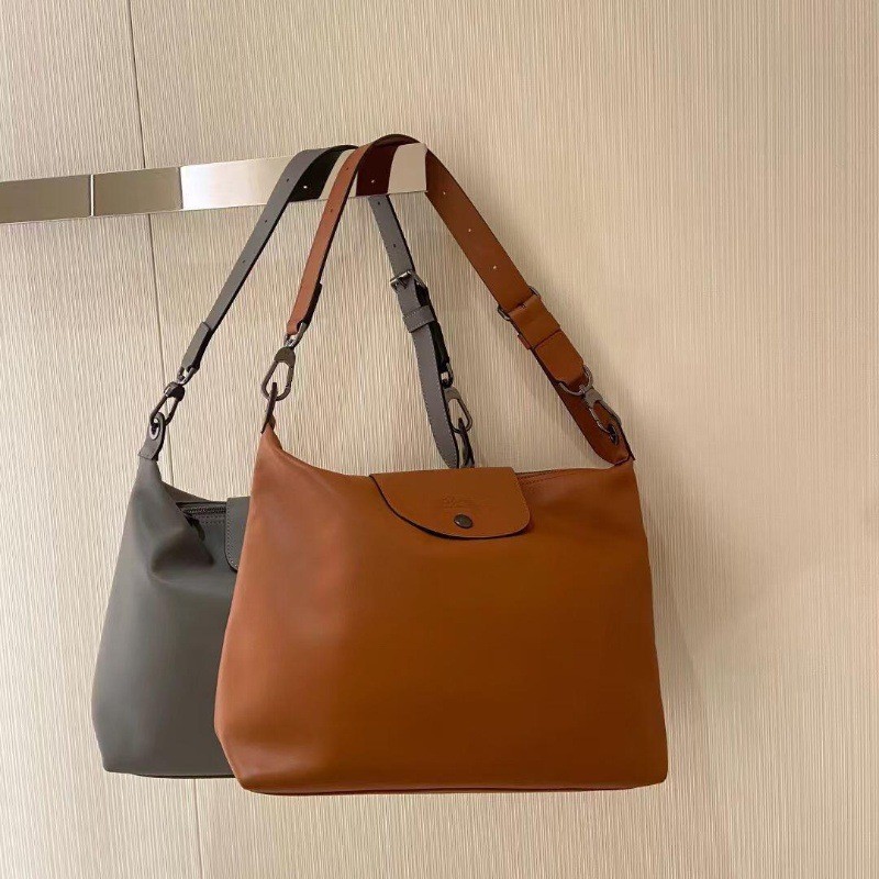 Dragon Inlaid Hobo Bag ความจุขนาดใหญ่ กระเป๋าหนังนุ่มสำหรับผู้หญิง พร้อมสายสะพายข้างเดียว