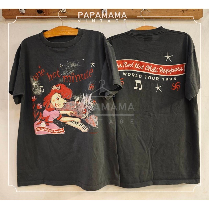 [ RED HOT CHIILI PEPPER ] World Tour 1995 ป้าย USA เสื้อทัวร์ วงร๊อค เสื้อวินเทจ papamama vintage shirt