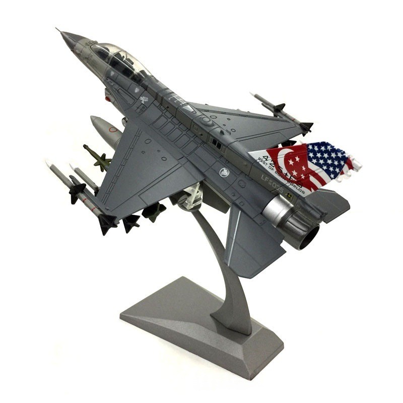 Alloy Fighter F-16D Fighting Falcon เครื่องบินรุ่นผลิตภัณฑ์สําเร็จรูปเครื่องบินแบบคงที่เครื่องประดับ