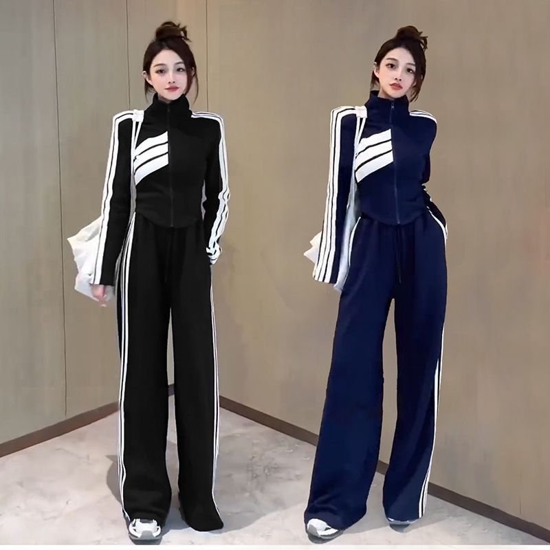 20252026Cod รุ่นผู้หญิง Cod กางเกงสไตล์ใหม่ขาบางเกาหลีคอดูยุโรป Casual Slim-fit กีฬาด้านบนกว้าง EWF5