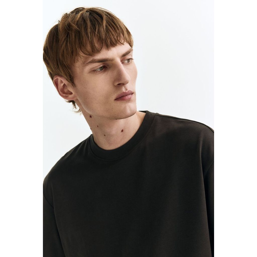 H&M(เอชแอนด์เอ็ม) เสื้อยืดทรงบ็อกซี่แบบหลวม ผู้ชาย 1336314_1