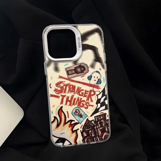 เคส Stranger Things สำหรับ iPhone 16 Pro Max 15 14 17 13 11 12 Pro Max 8 7 Plus X Xs Max ดีไซน์โลหะชุบทอง เท่ ​​สร้างสรร
