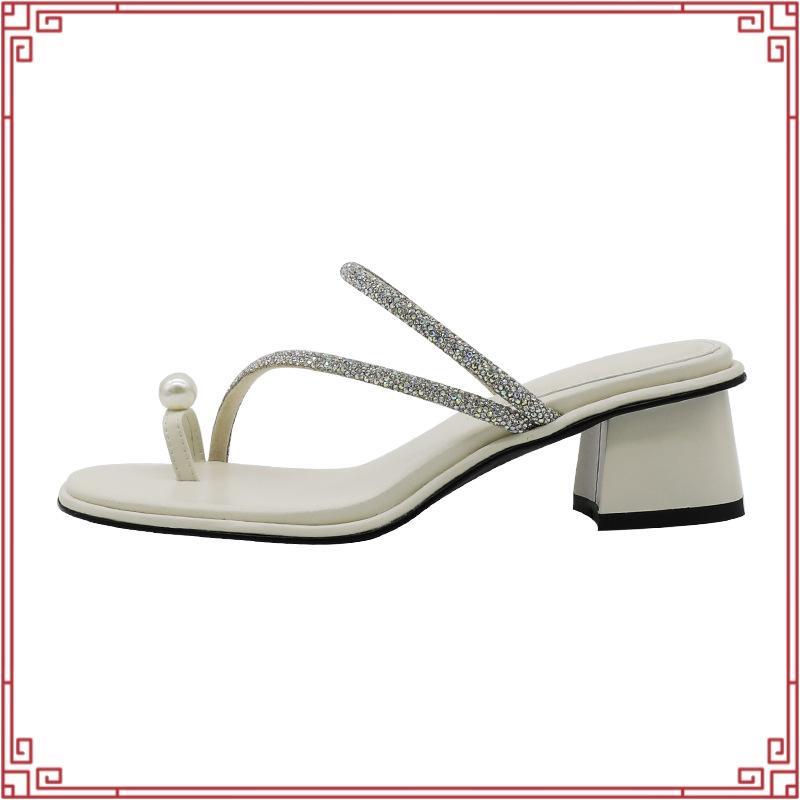 Kaleofficial รองเท้าแตะสายเพชร KL10 BILLIE สีเงิน