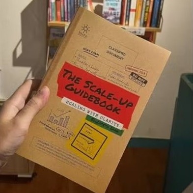 หนังสือคู่มือ Scale-Up: Scaling with Clarity โดย Elizabeth Gina