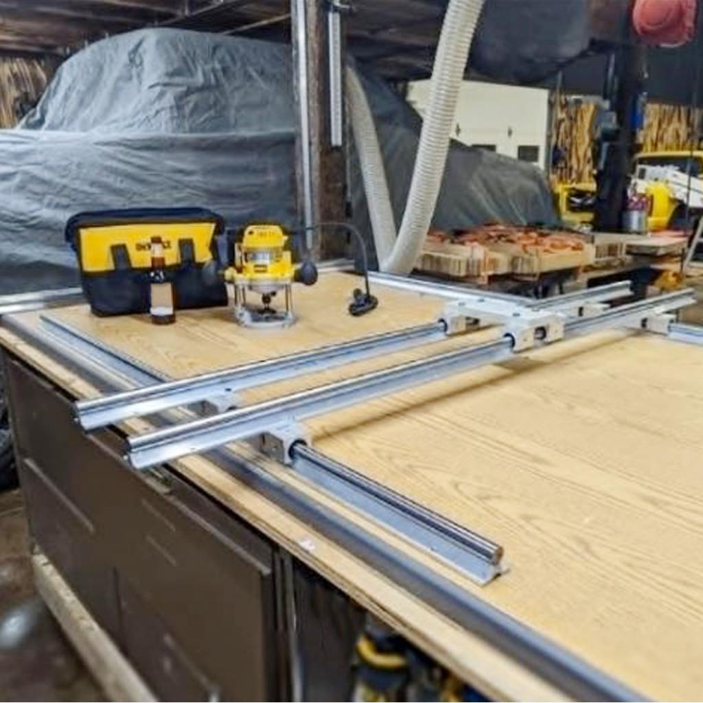 Linear Motion Rail ฝีมือเยี่ยมทนทานการใช้งานกว้าง Guideway GCr15 C45 เหล็กกล้าคาร์บอน ติดตั้งง่ายสำห