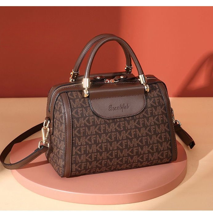 พร้อมส่ง ใหม่ 2026 BEIFANSHI กระเป๋าสะพายข้าง กระเป๋าทรงบอสตัน สำหรับผู้หญิง สไตล์เกาหลี หนังวัวแท้พ