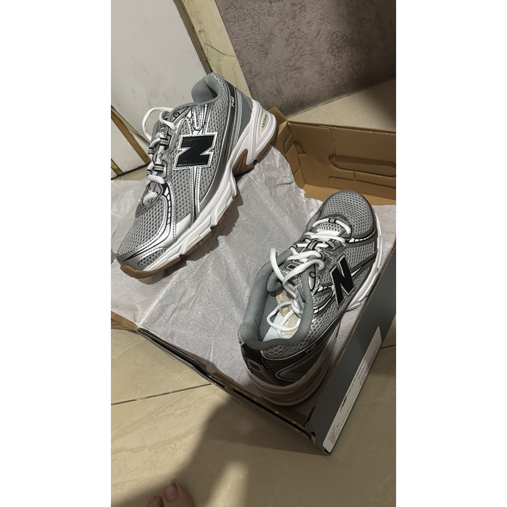 นิวบาลานซ์ 740 XJCM6