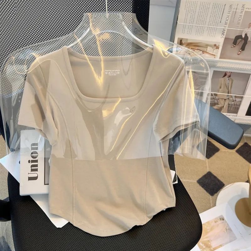 บางสั้นสไตล์เสื้อยืดรูปตัว Arc แฟชั่น Square Feel Cod หญิง 2025 ฤดูร้อน Niche เสื้อ Fishbone เอว 202