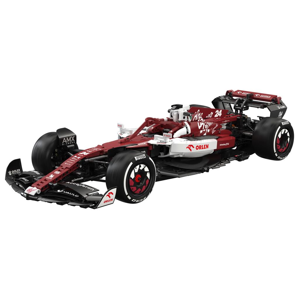 CaDA 1/8 Scale Car Series Kick Zauber F1 Team C44 2024 - Licensed Block 2553 Pieces (Kick Zauber F1)  CaDA 1/8 Scale Car Series Alfa Romeo F1 Team Orlen C42 2022 - Licensed Block 1868 Pieces (Alfa Romeo F1)