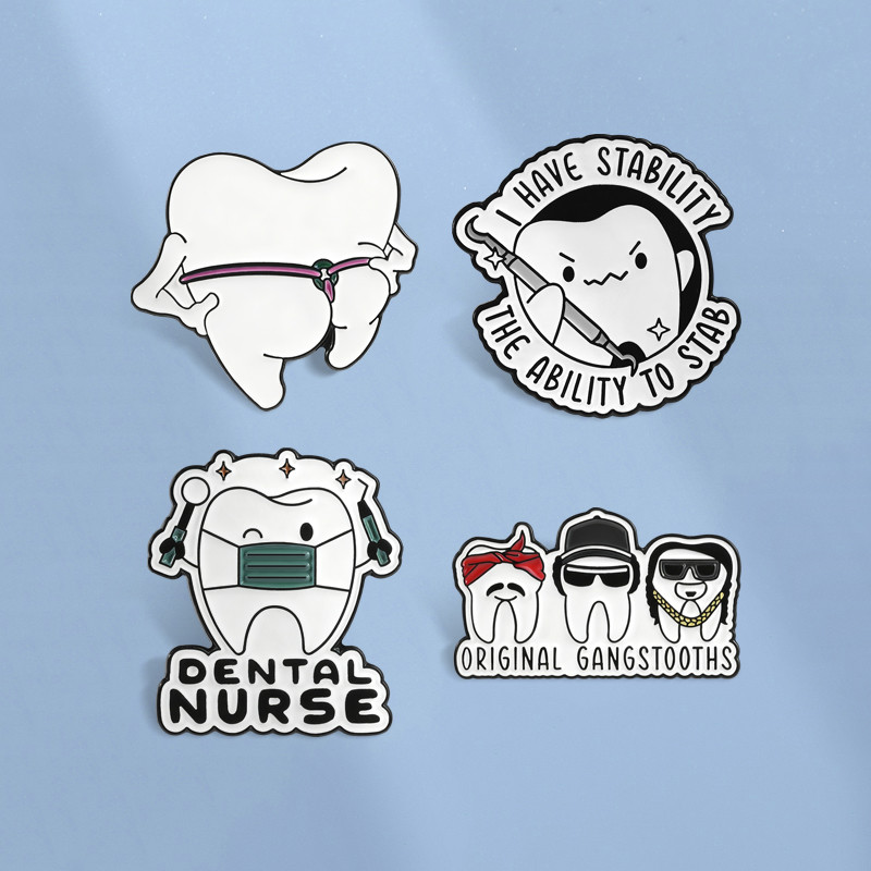 ฟันตลกทางการแพทย์เคลือบ Pin ทันตกรรมพยาบาล เข็มกลัดและป้ายกระเป๋า เป็นของขวัญสำหรับเพื่อน