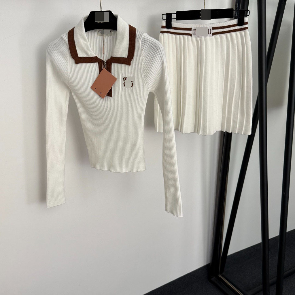 Mi * Mi * Mi * 2025 High-End Slim-fit Slimmer ดูปักสี-Blocking Lapel ถักด้านบน + K