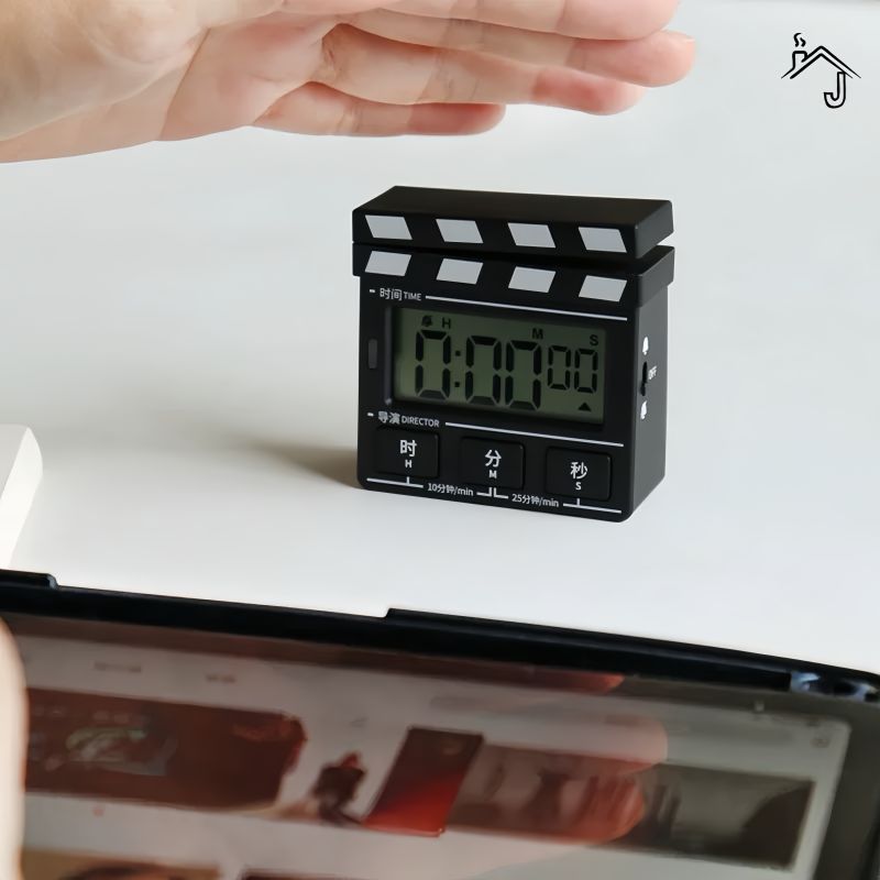 [JJ HOME] Be a Life Director Creative Retro Movie Patting Timer Kitchen Cooking Counting Reminder Le