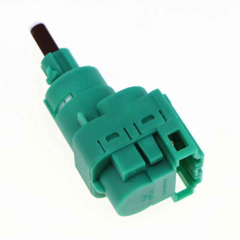 1C0 945 511A รถหยุดไฟเบรคเหยียบสวิทช์ 4 Pins สําหรับ Audi TT VW Beetle Jetta Golf MK4 Alhambra 1C094