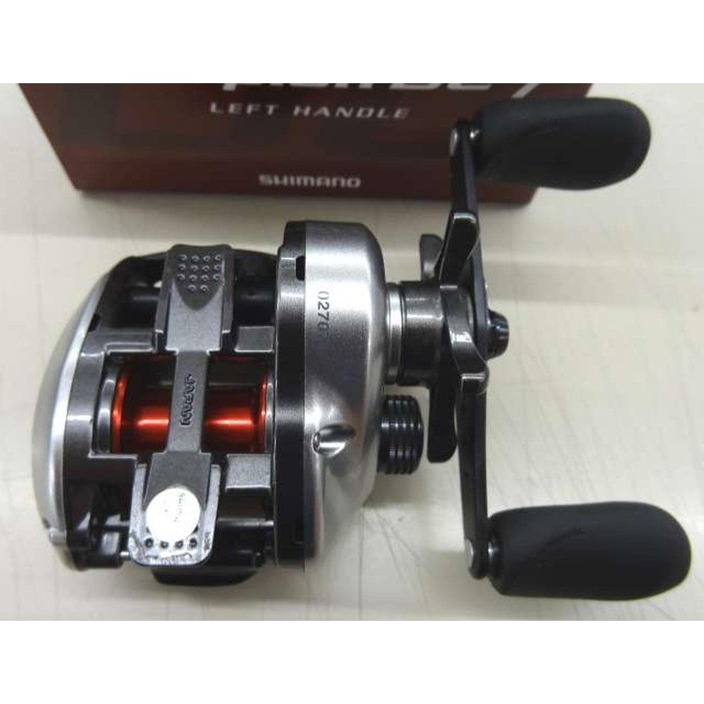รอกเบทคาสติ้ง SHIMANO SCORPION DC7