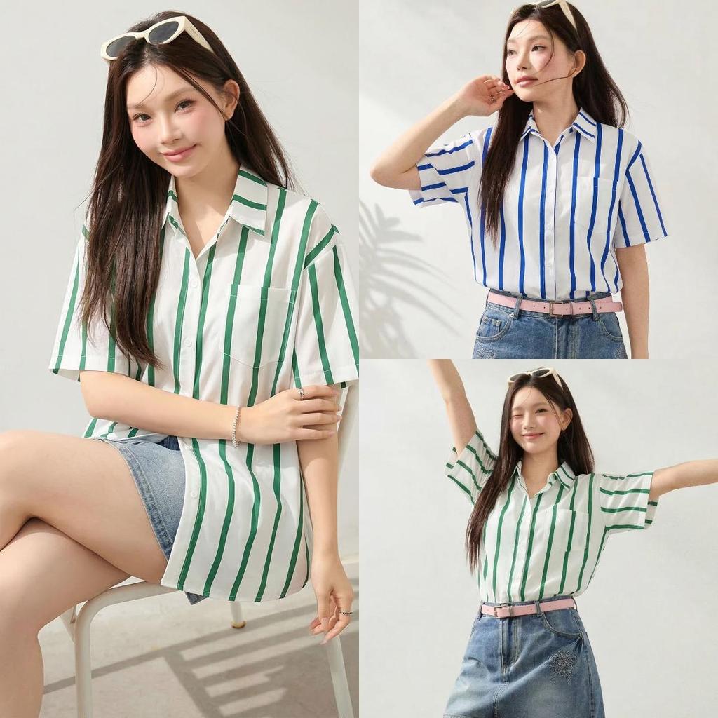 เสื้อเชิ้ตผู้หญิงลายทาง แขนสั้น ทรงหลวม เนื้อผ้าระบายอากาศได้ดี ใส่สบาย แมทช์ง่าย สไตล์มินิมอล ไซส์ S-2XL พร้อมส่ง