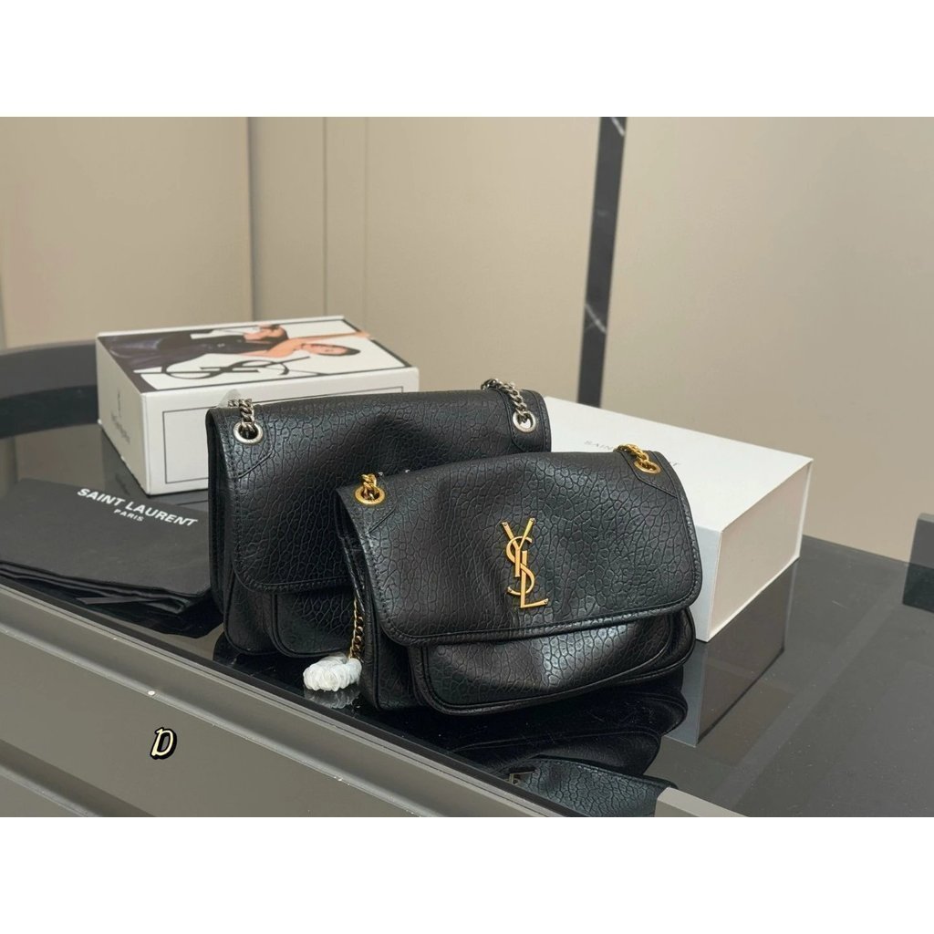 กระเป๋าสะพายข้าง Saint Laurent แบบพวงแก้มและสายคล้องบ่า - YSL