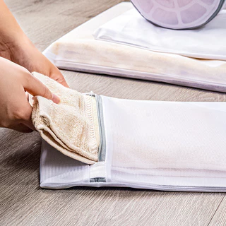EMP Laundry Bag ถุงซักผ้าตาข่าย – ใช้ซักชุดชั้นในและเสื้อผ้าเนื้อบาง ป้องกันการพันกันและเสียหาย